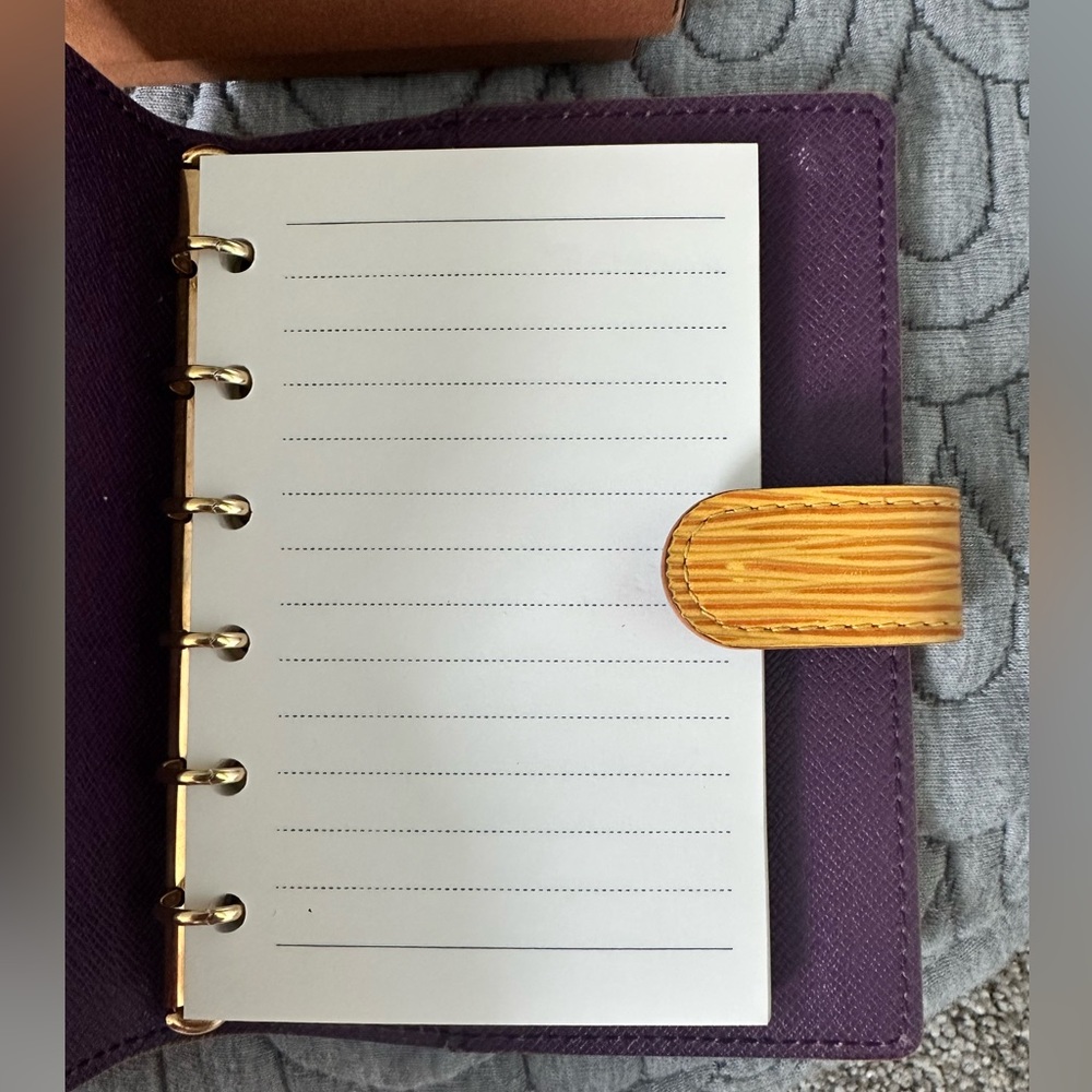 GUC💛Louis Vuitton Agenda Epi Leather Yellow Planner/Wallet - Picture 10 of 11